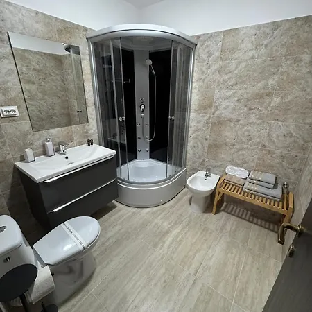 Apartment 1 Mai - Luxury Park - Self Check-in - Private Parking 3 *