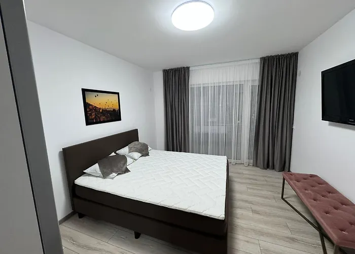 1 Mai - Luxury Park - Self Check-in - Private Parking 3 Apartament *